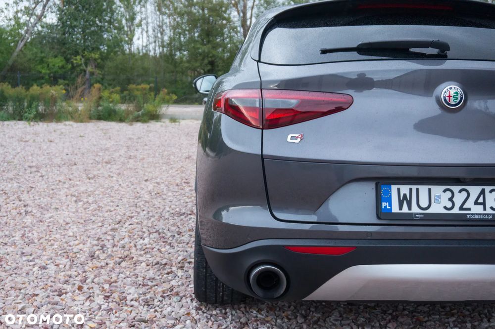 Alfa Romeo Stelvio 2.0 Turbo First Edition Q4 - 14