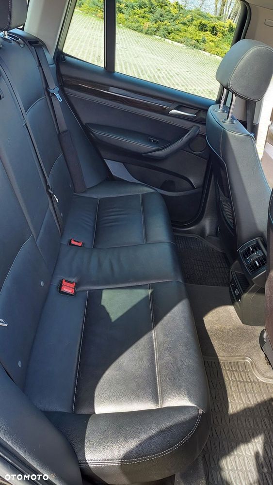 BMW X3 xDrive28i Sport-Aut Advantage - 22