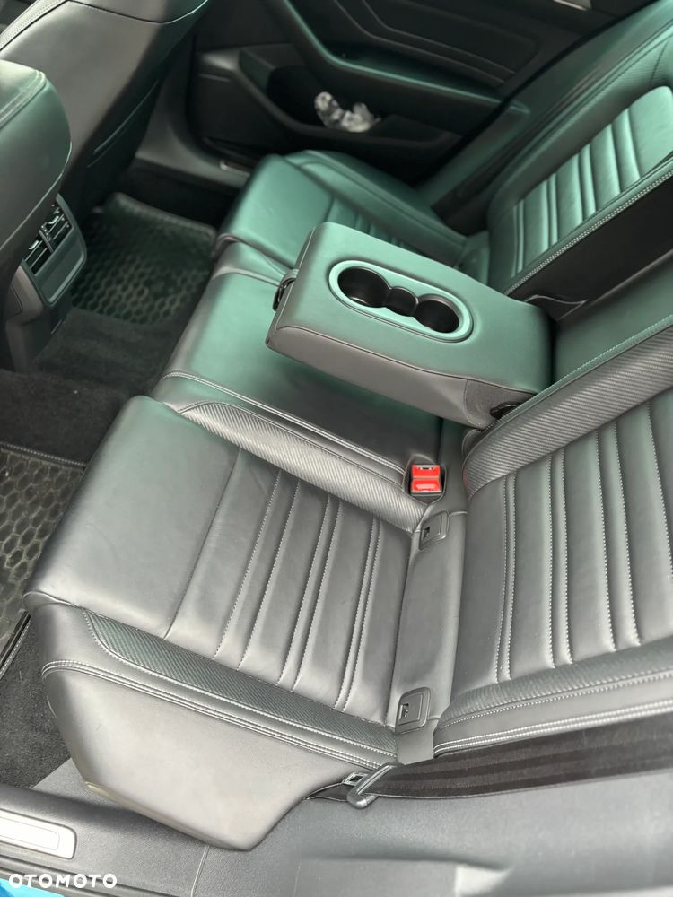 Volkswagen Passat 2.0 TSI Elegance DSG - 25
