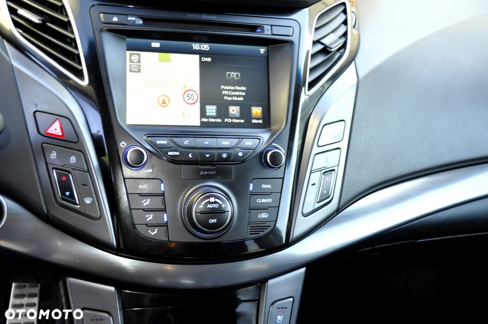 Hyundai i40 Kombi 1.7 CRDi Premium - 31