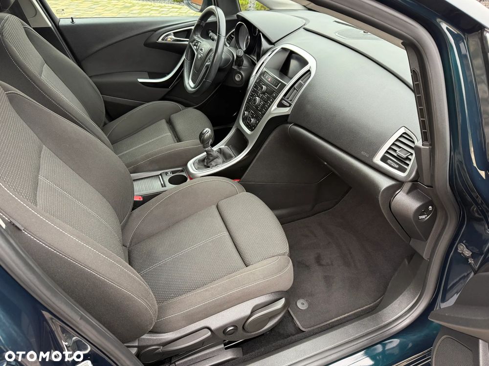 Opel Astra 1.4 Turbo Innovation - 21