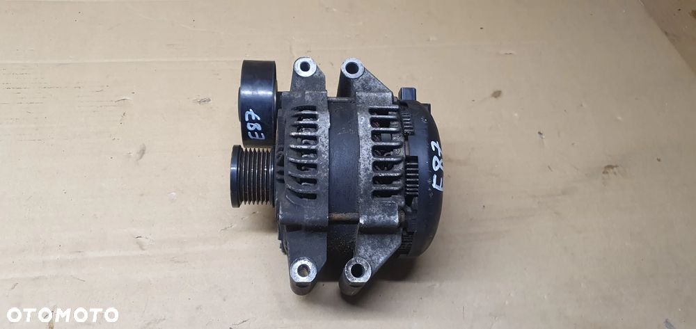 Alternator prądnica BMW I E81 E87 2.0i 7550468 - 1