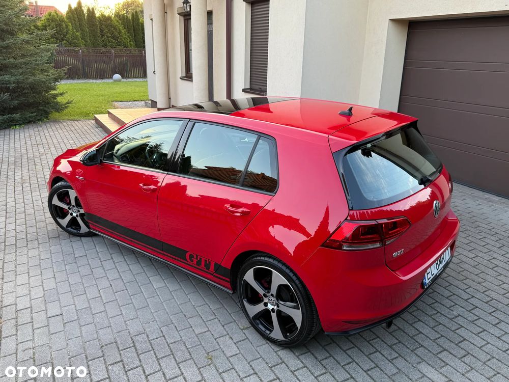 Volkswagen Golf VI 2.0 TSI GTI DSG - 9