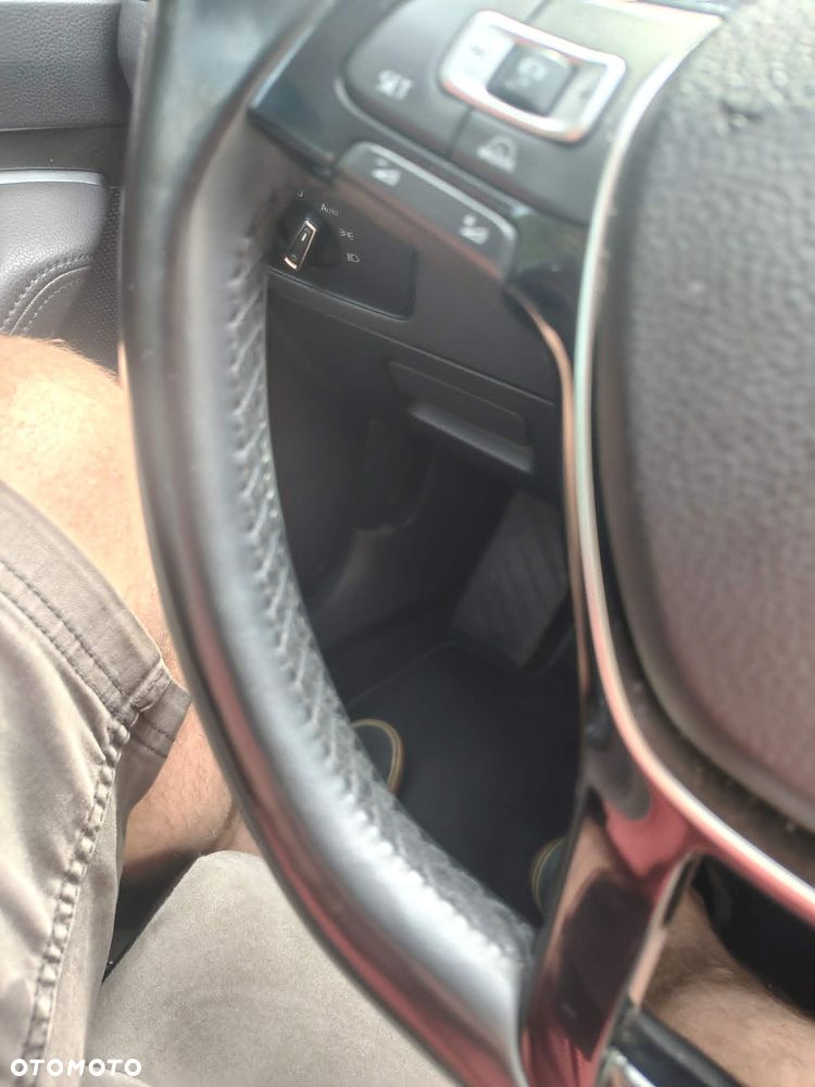 Volkswagen Passat 2.0 TDI BMT Highline DSG - 11