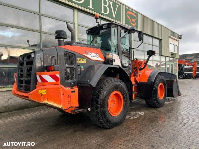 Hitachi ZW 180-6 - 4