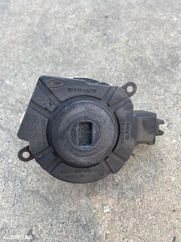 Contact Volvo V50 2011 31300585 - 1