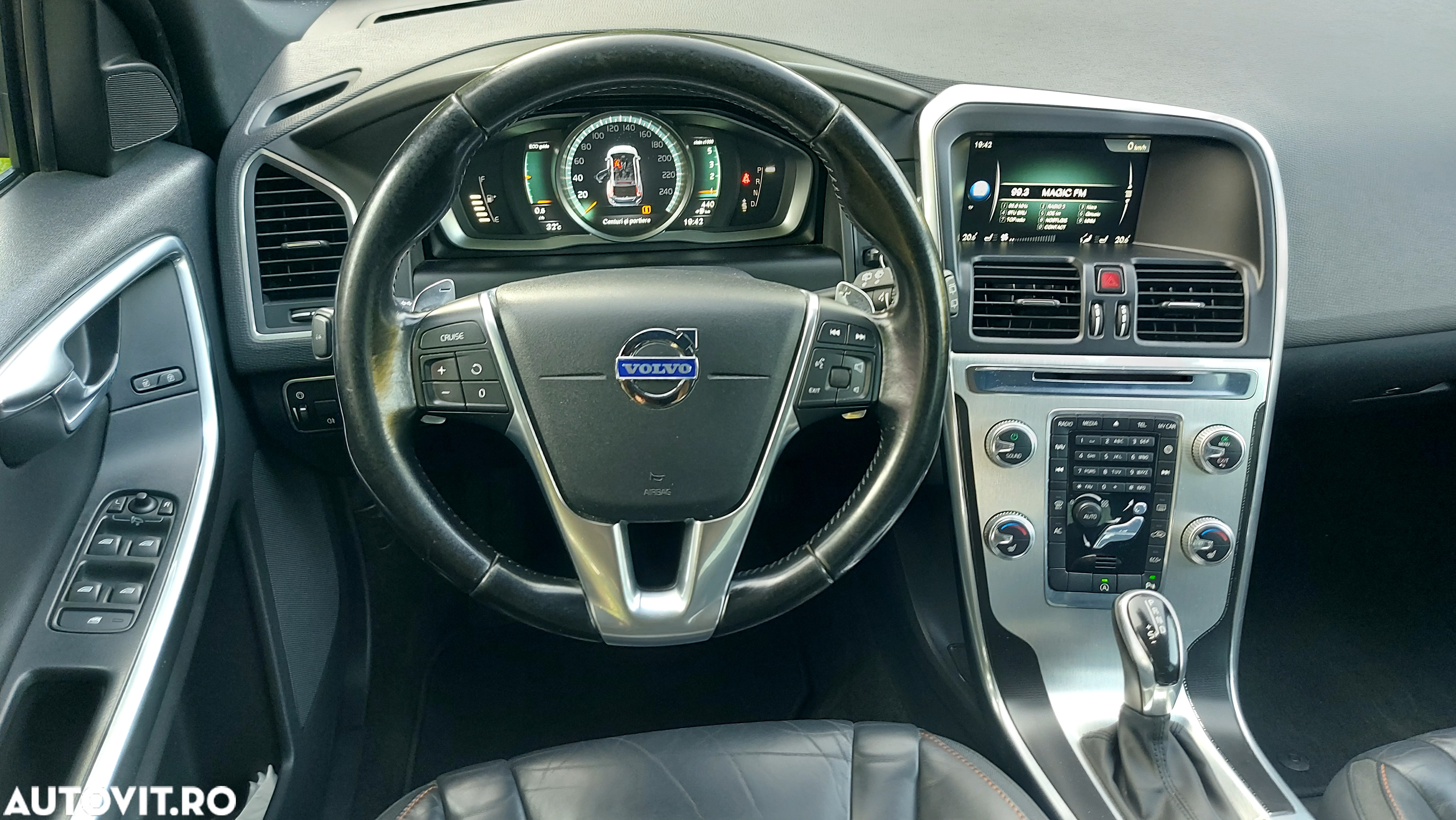 Volvo XC 60 D4 Geartronic Ocean Race - 9