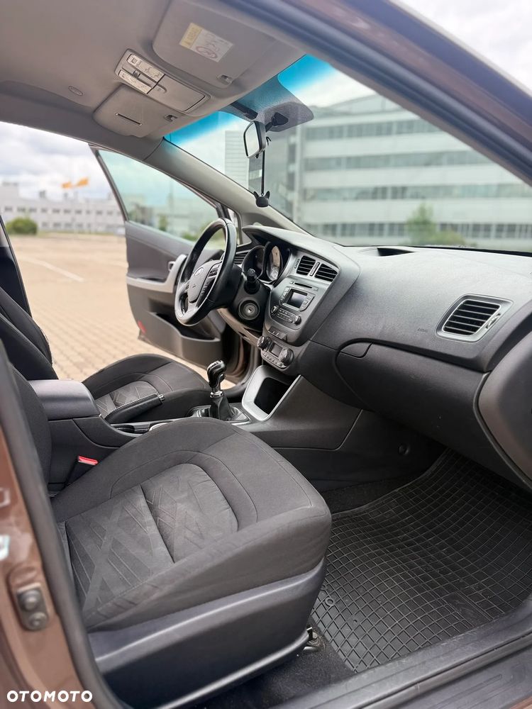 Kia Ceed 1.6 GDI M - 13