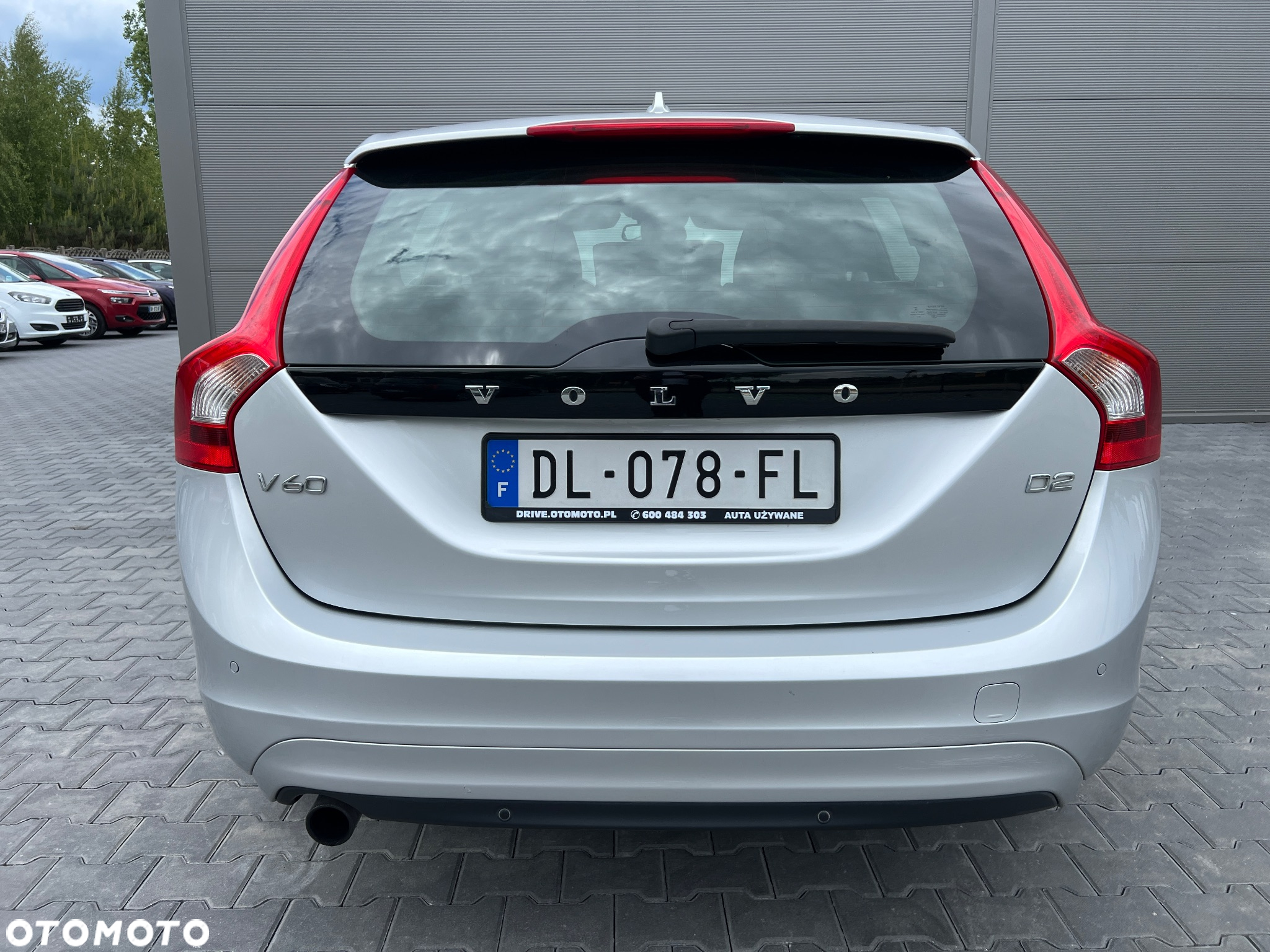 Volvo V60 D2 Kinetic - 12
