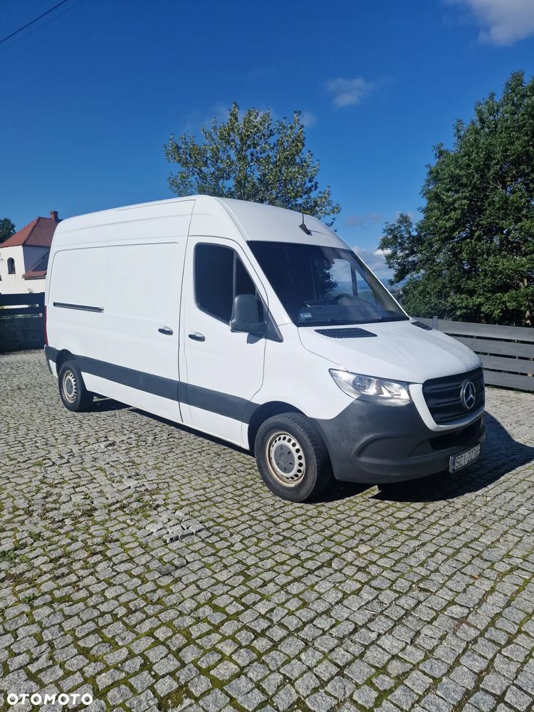 Mercedes-Benz Sprinter - 5