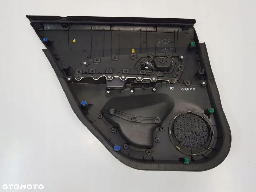 BOCZEK DRZWI PRAWY TYŁ CHEVROLET CRUZE 96950774 - 4