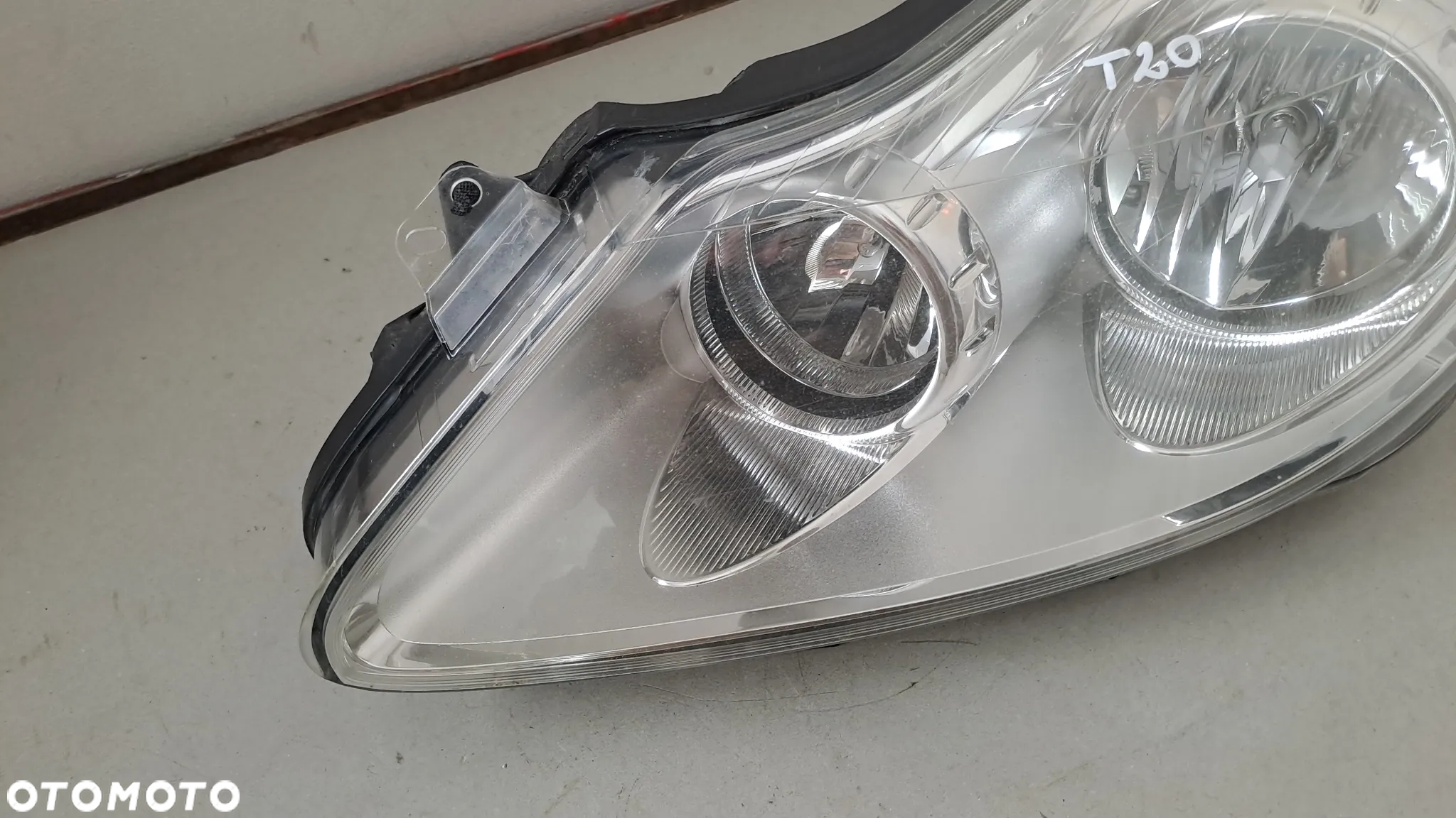 OPEL CORSA D 06-10 LAMPA LEWA PRZÓD 13186381 EU - 2
