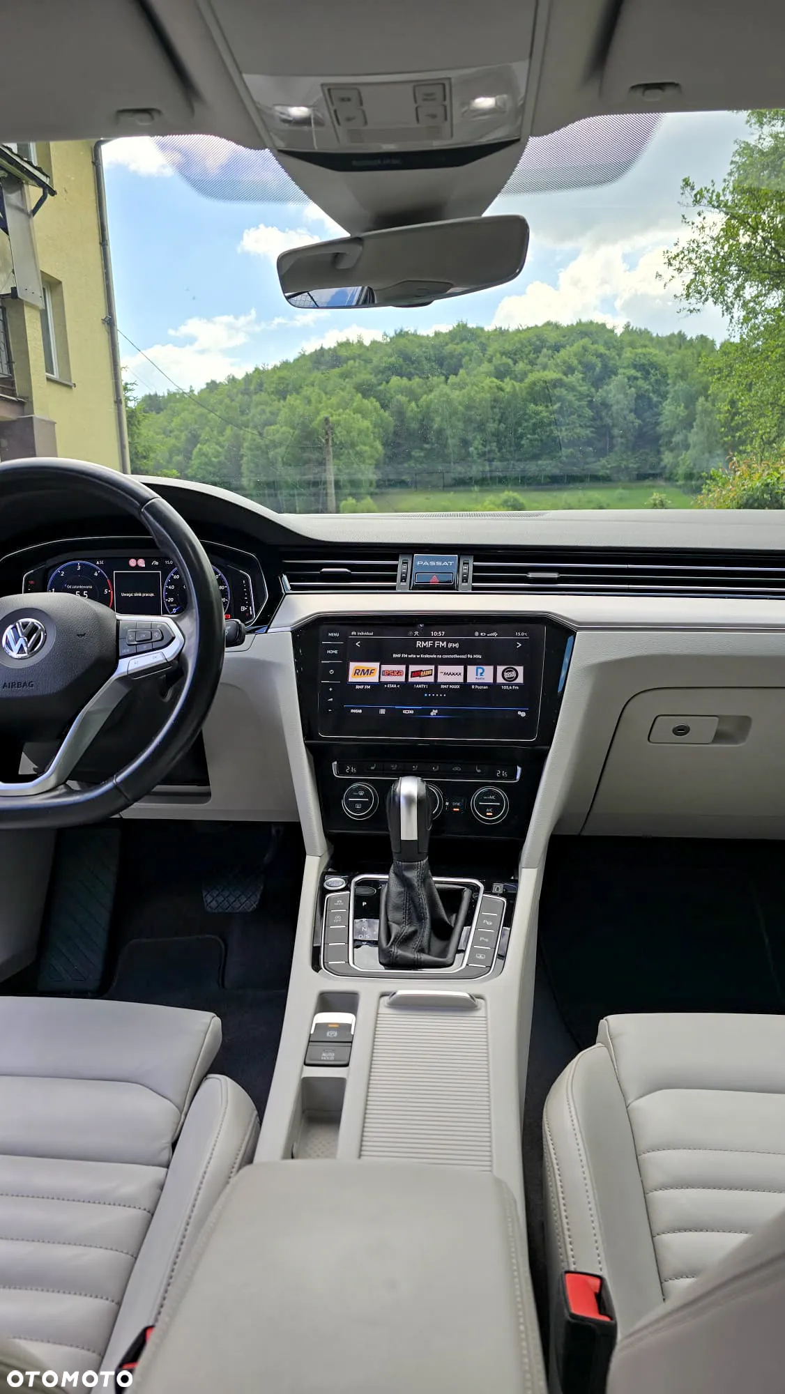 Volkswagen Passat - 17