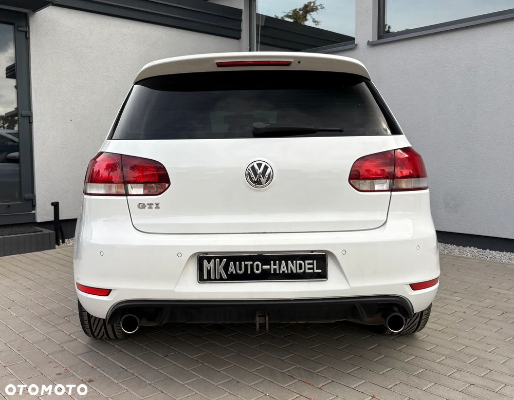 Volkswagen Golf 2.0 GTI DSG - 5