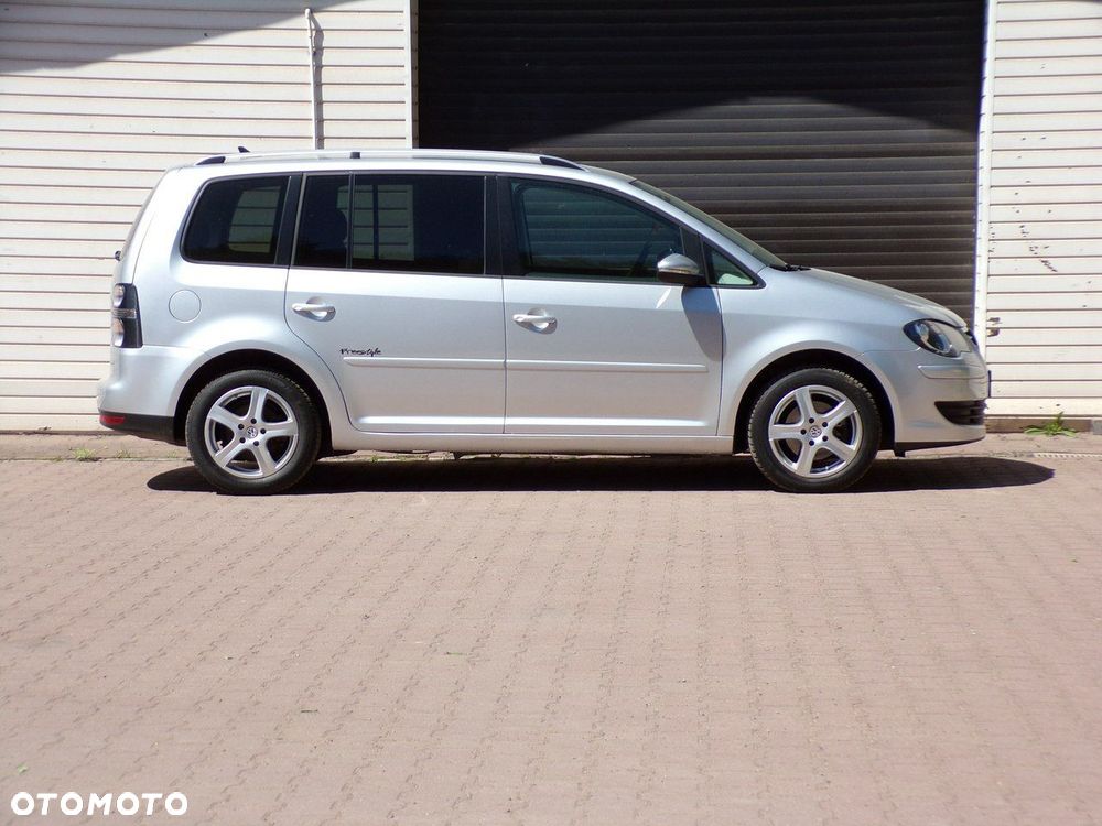 Volkswagen Touran - 3