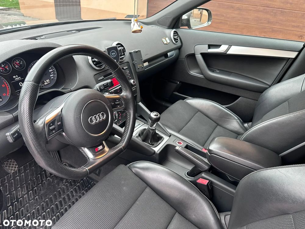 Audi A3 Sportback - 16