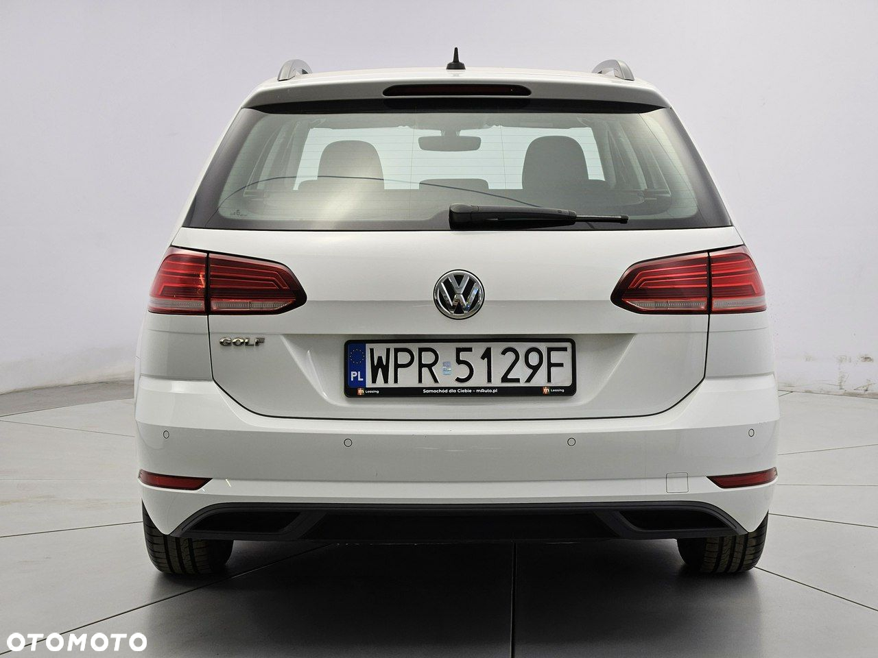 Volkswagen Golf - 4