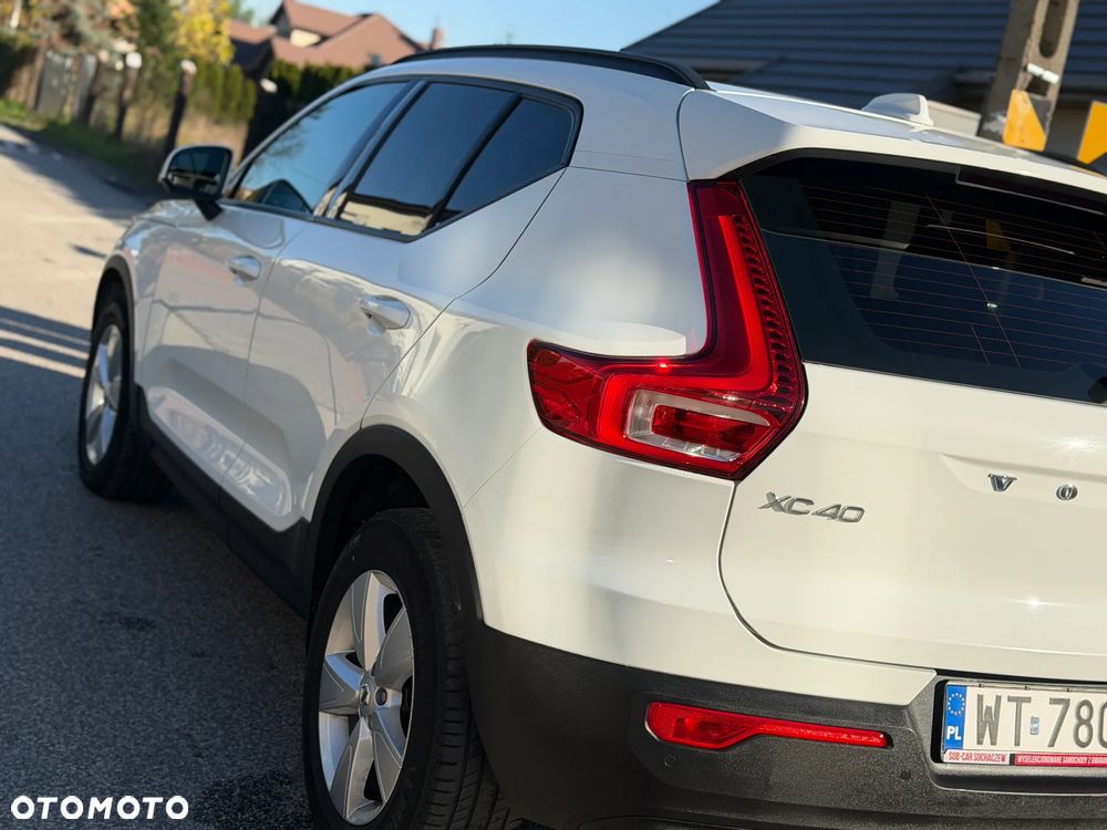 Volvo XC 40 T3 Momentum - 38