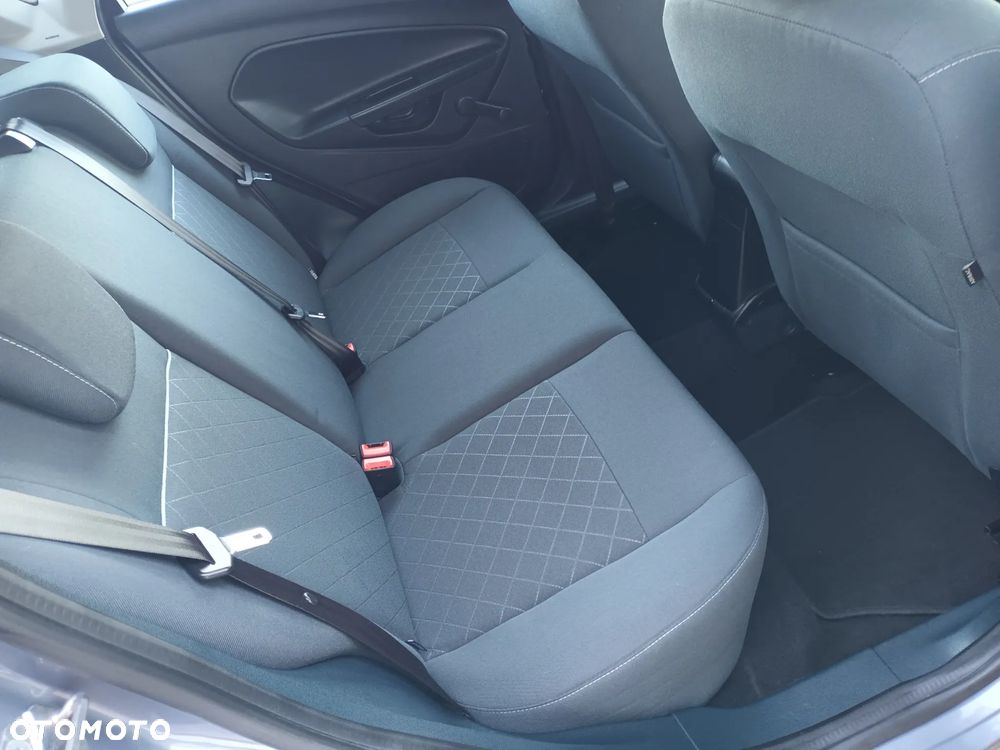 Ford Fiesta 1.25 Ghia EU5 - 6