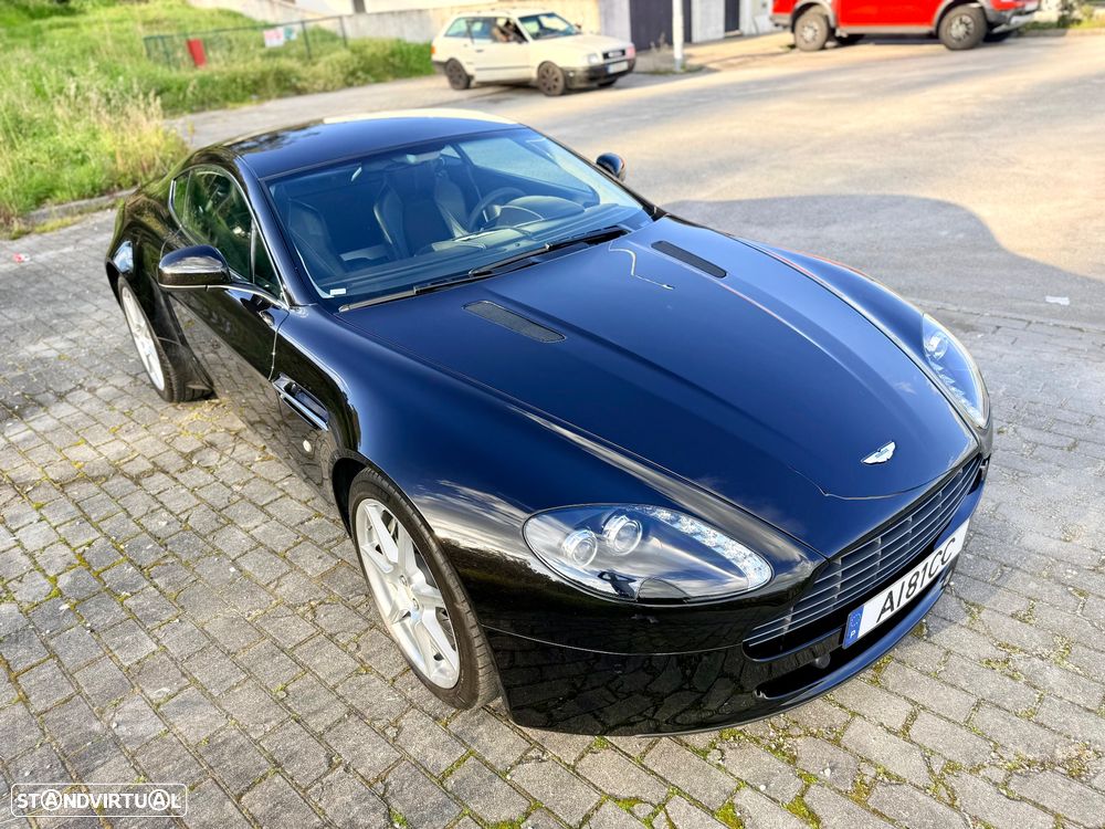 Aston Martin Vantage Coupe V8 Sportshift - 6