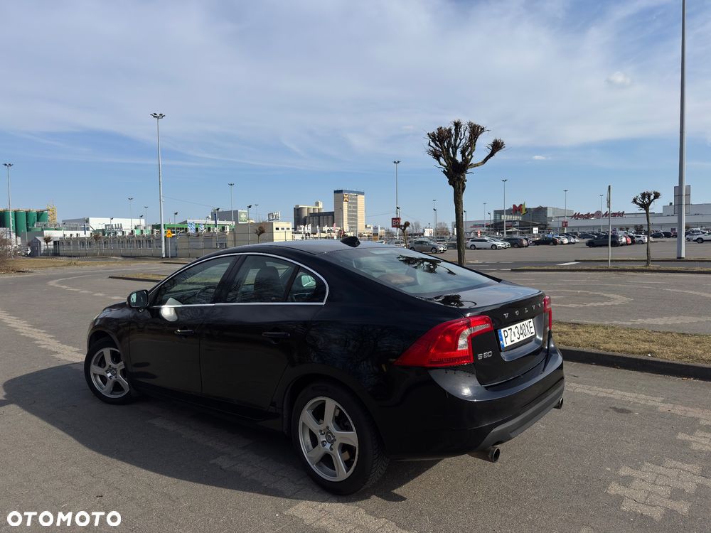 Volvo S60 2.5 T5 - 6