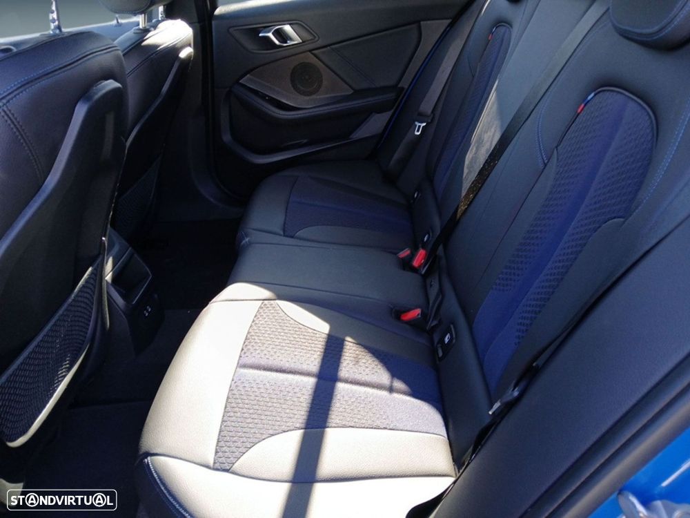 BMW 116 d Pack Desportivo M Auto - 14