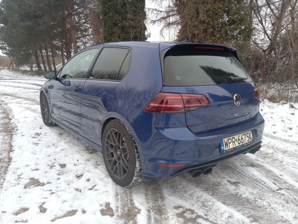 Volkswagen Golf - 3