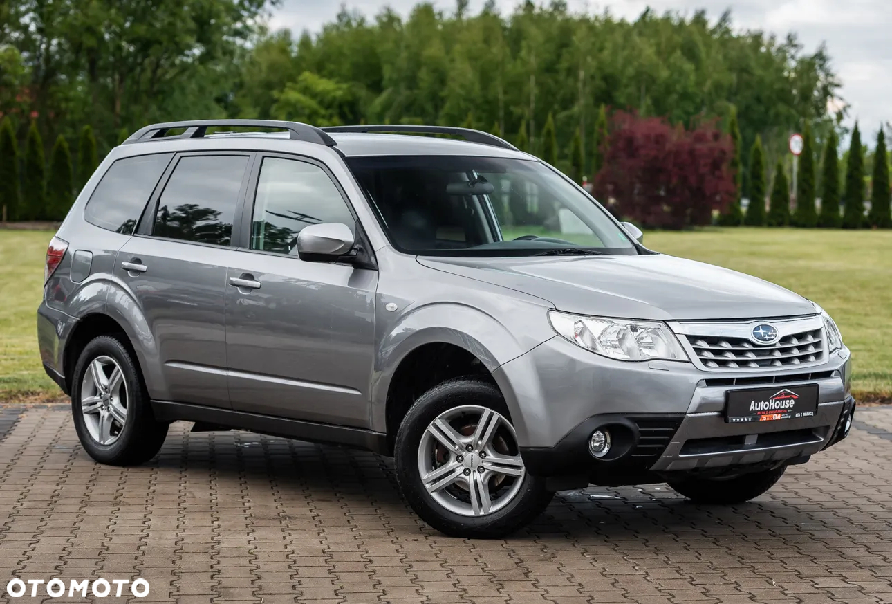 Subaru Forester 2.0X Trend - 2