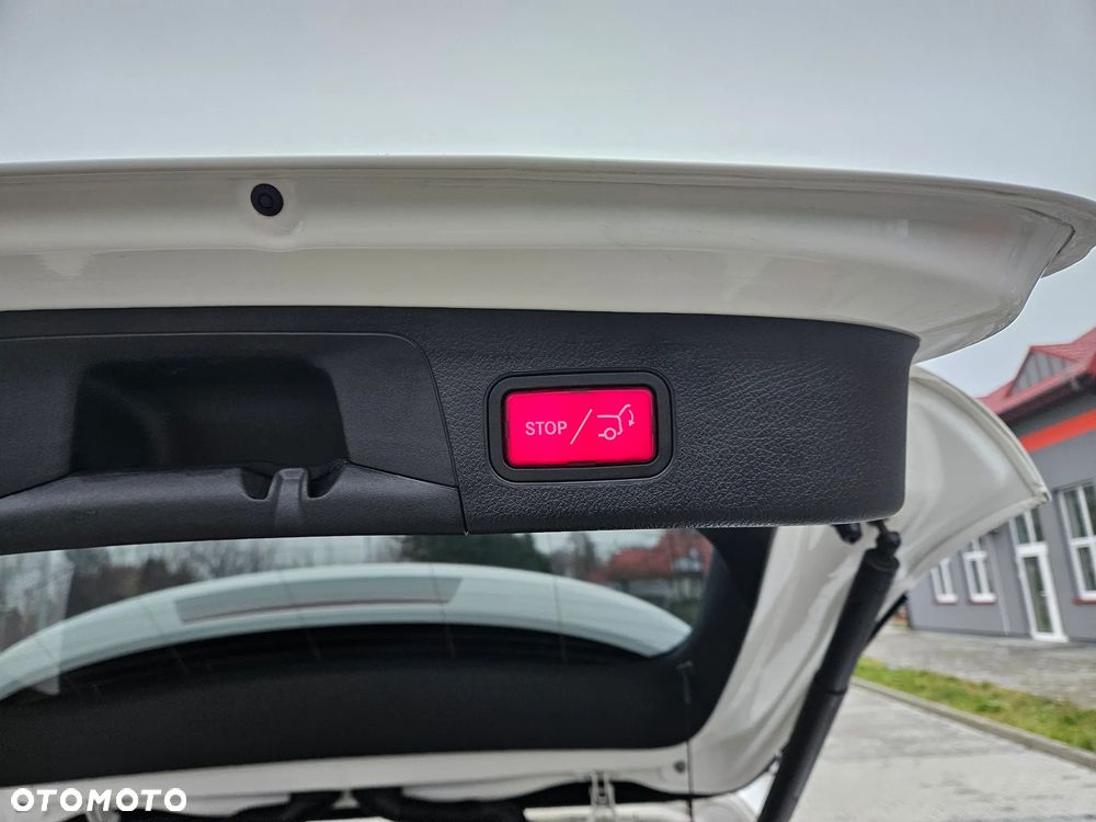 Mercedes-Benz GLA 200 AMG Line - 15