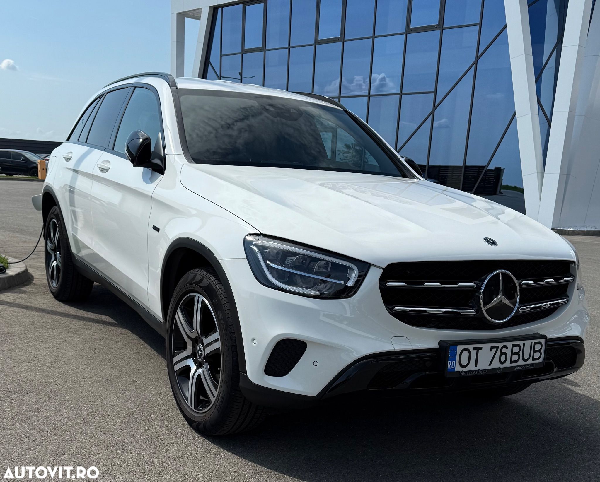 Mercedes-Benz GLC 300 e 4Matic 9G-TRONIC Exclusive - 1
