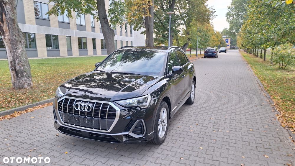 Audi Q3 45 TFSIe S tronic S line - 23