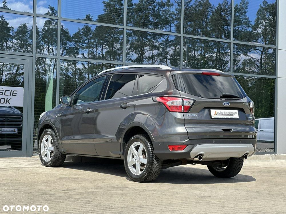 Ford Kuga 1.5 EcoBoost 2x4 Titanium - 8