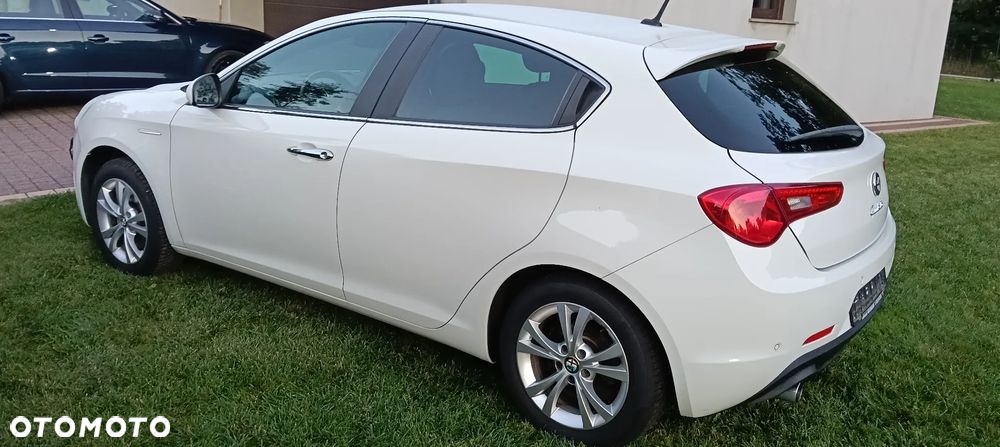 Alfa Romeo Giulietta 2.0 JTDM - 4