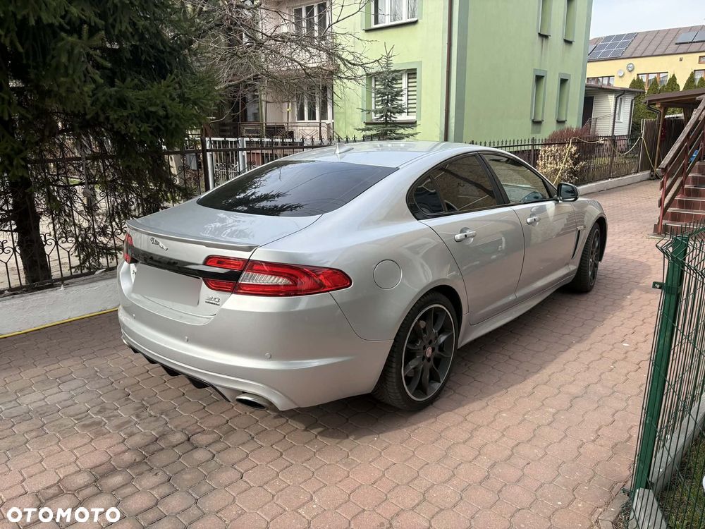 Jaguar XF 35t AWD R-Sport - 2