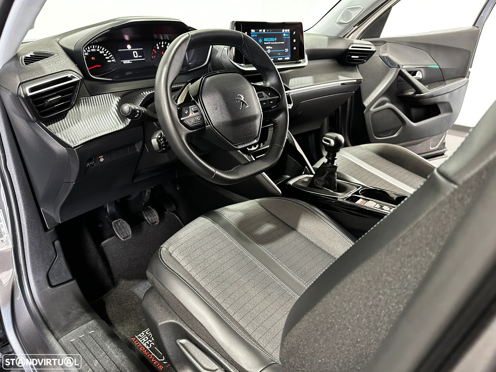 Peugeot 2008 1.5 BlueHDi Allure - 19