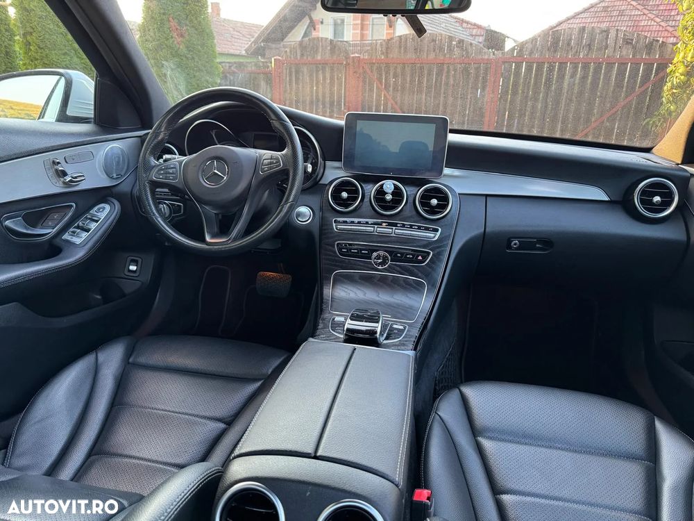 Mercedes-Benz C 300 T 9G-TRONIC - 9