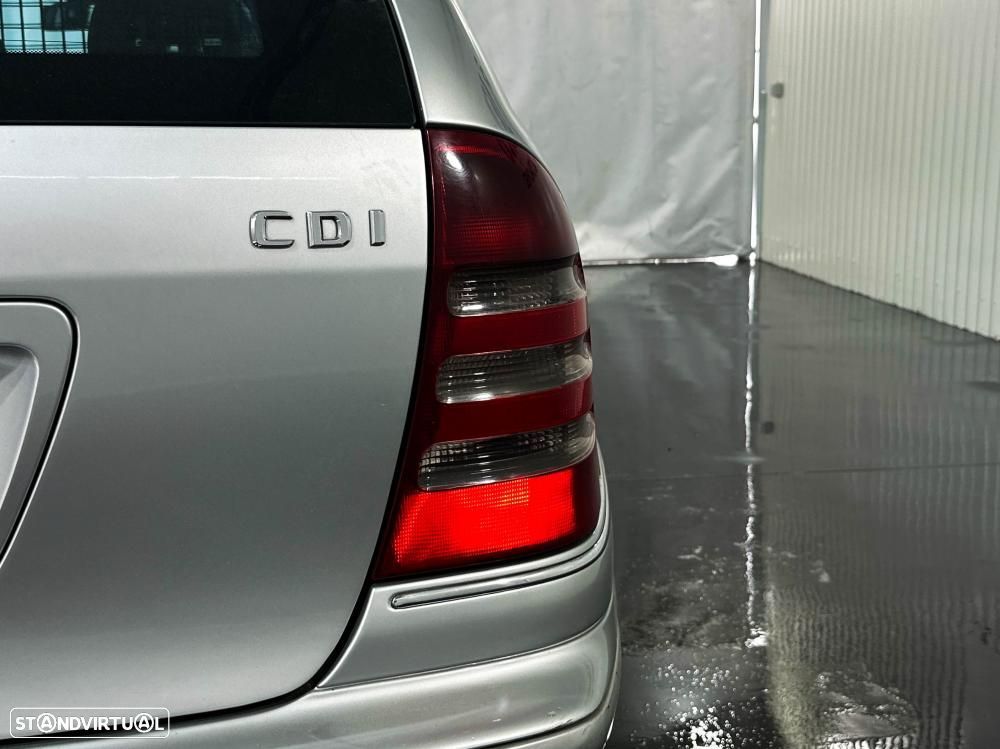 Mercedes-Benz C 220 - 52