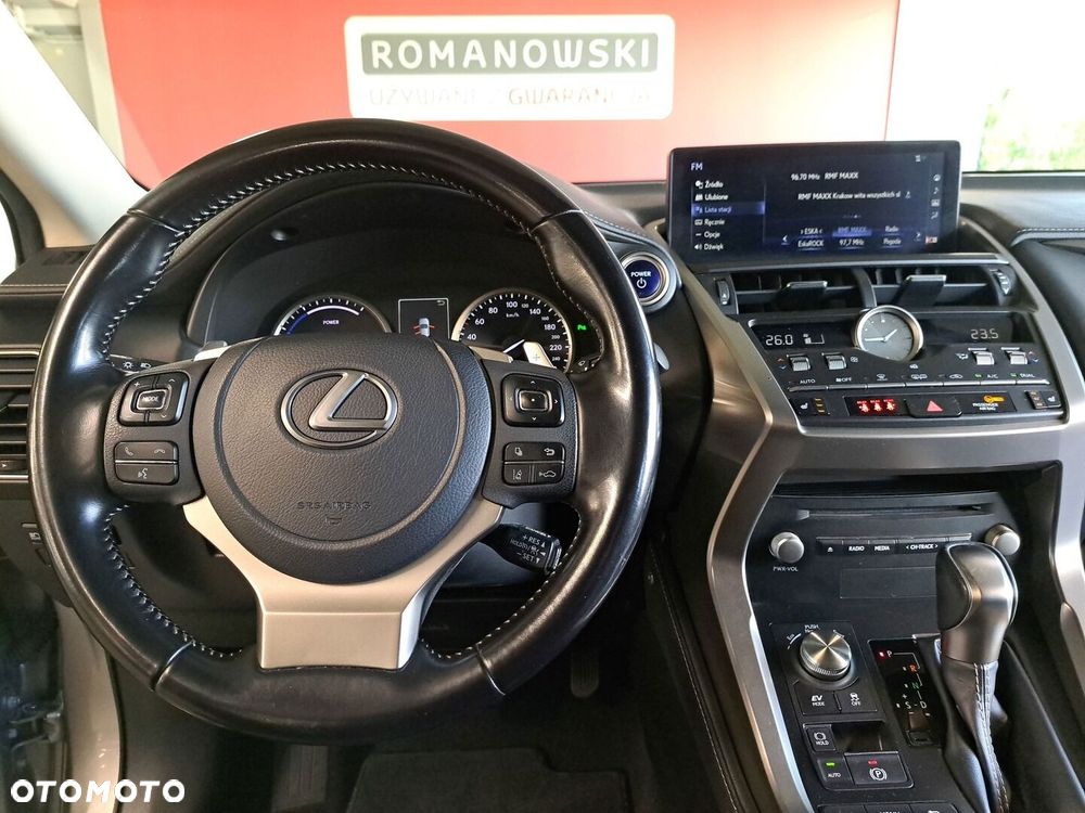 Lexus NX 300h F Impression AWD - 20