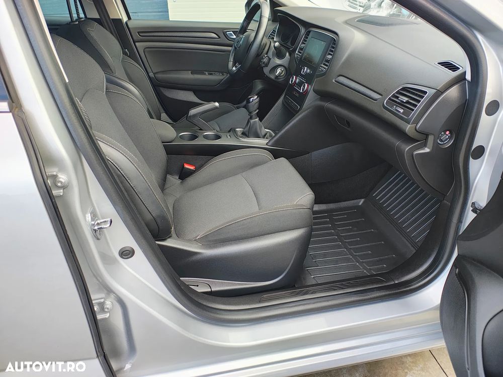 Renault Megane Grandtour dCi 95 FAP Paris Business - 15