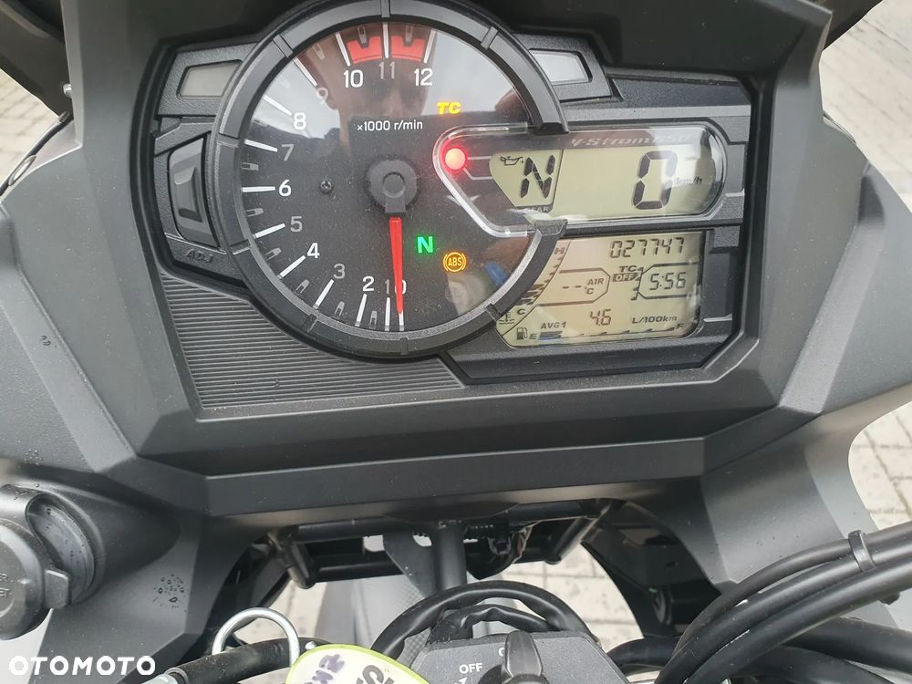 Suzuki V-STROM - 7
