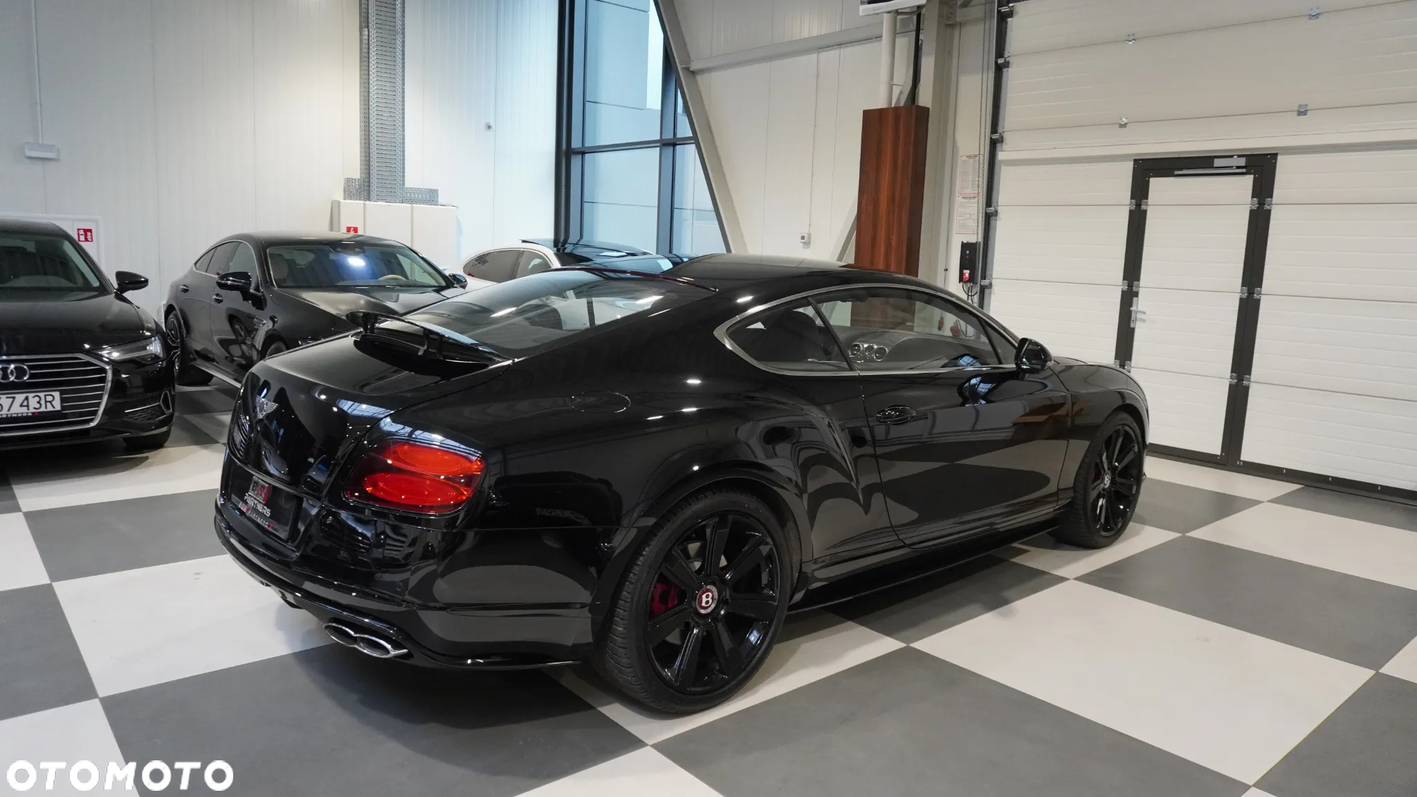 Bentley Continental GT V8 S - 13