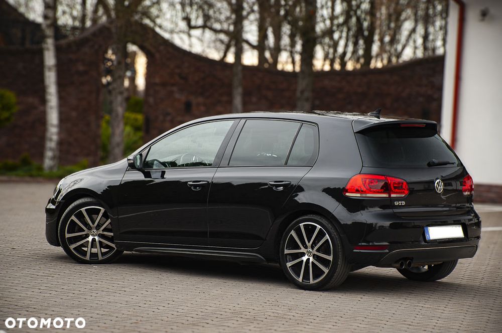 Volkswagen Golf 2.0 TDI DPF GT Sport - 15