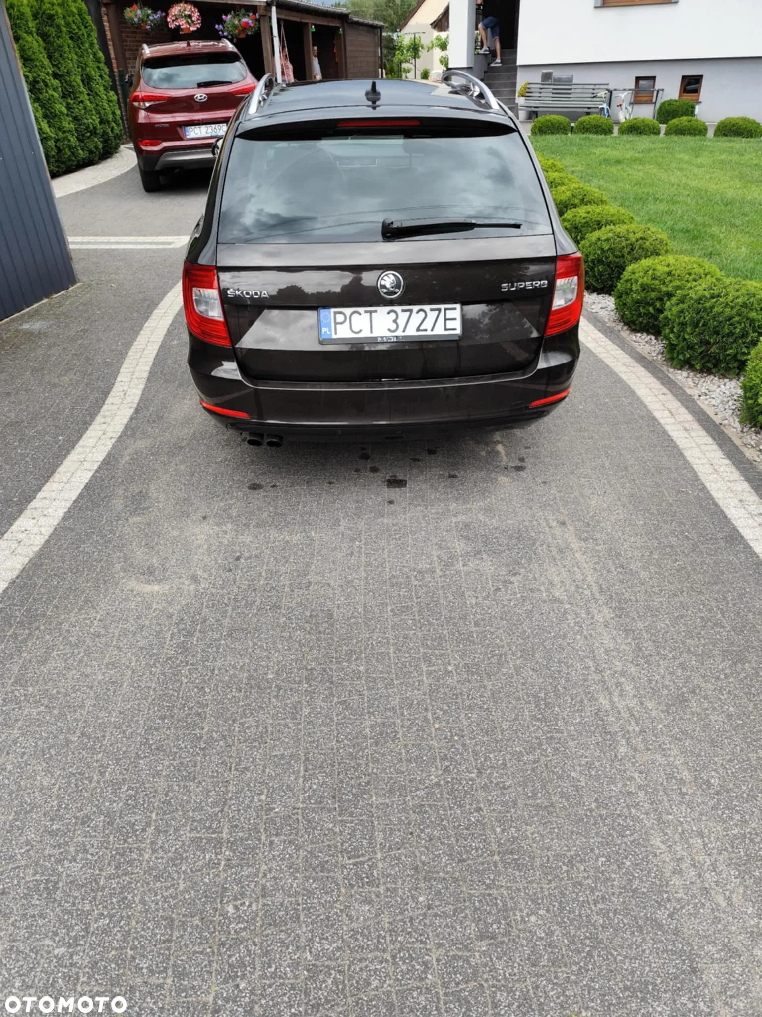 Skoda Superb Combi 2.0 TDI L&K - 13