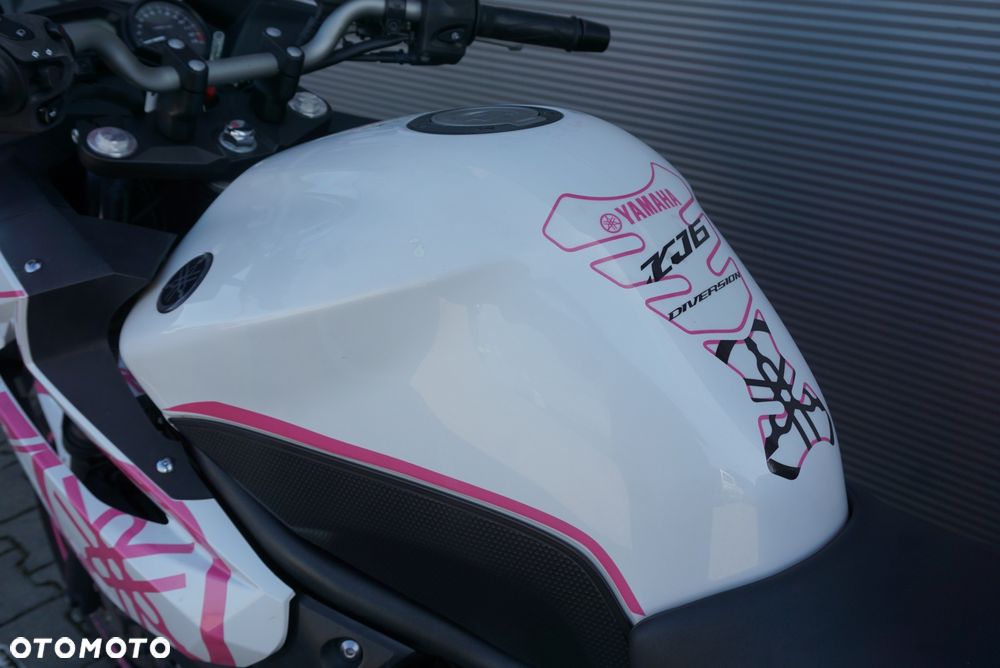 Yamaha XJ - 18