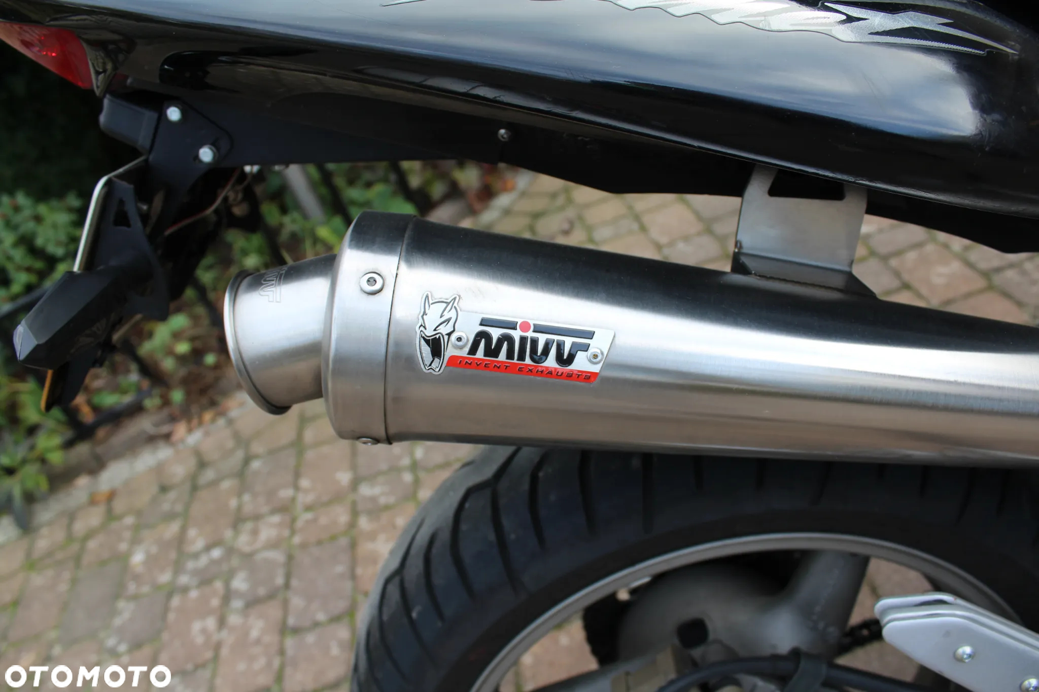 Honda CB - 11