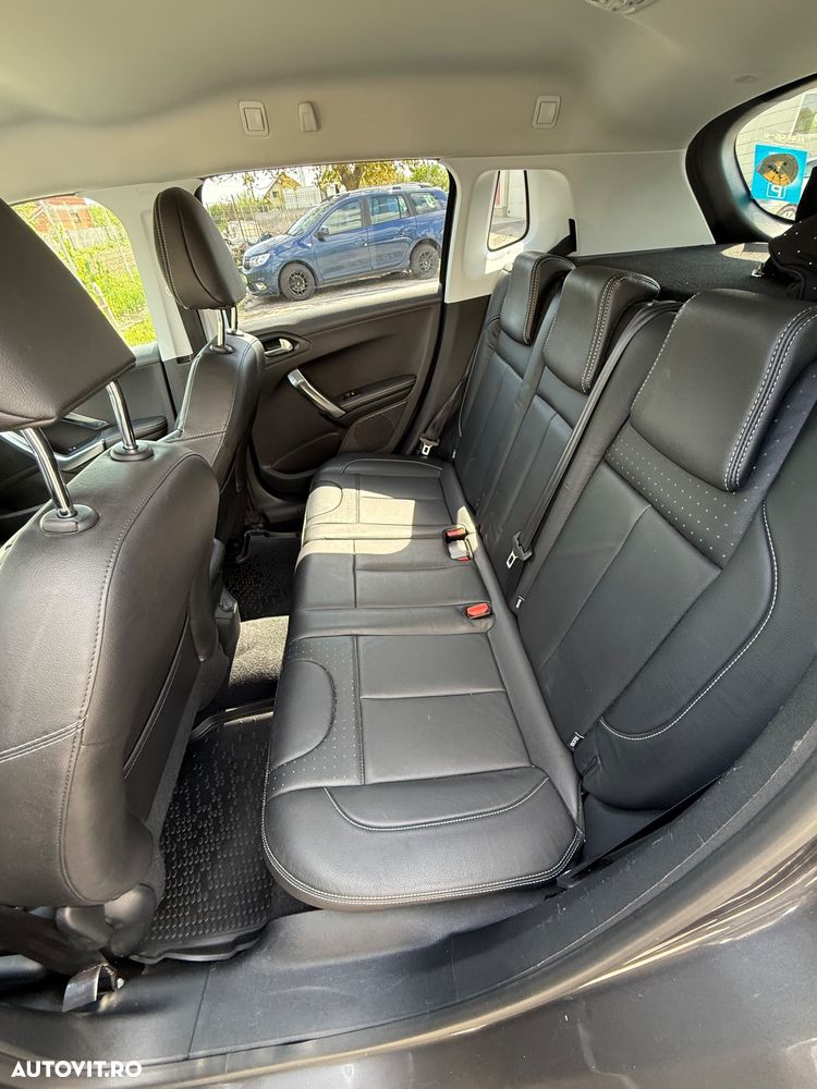 Peugeot 2008 BlueHDi FAP 120 STOP & START EAT6 Allure - 12