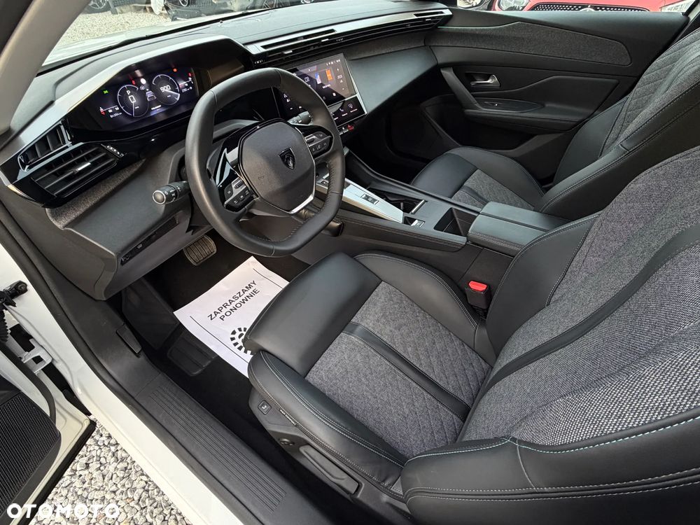 Peugeot 408 PureTech 130 EAT8 Allure - 29