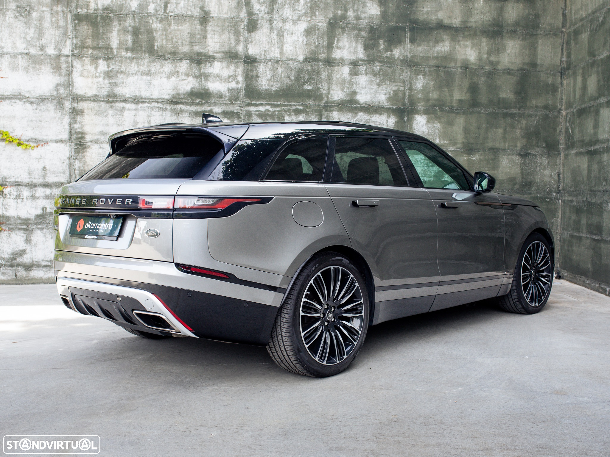 Land Rover Range Rover Velar D300 Dynamic HSE - 16