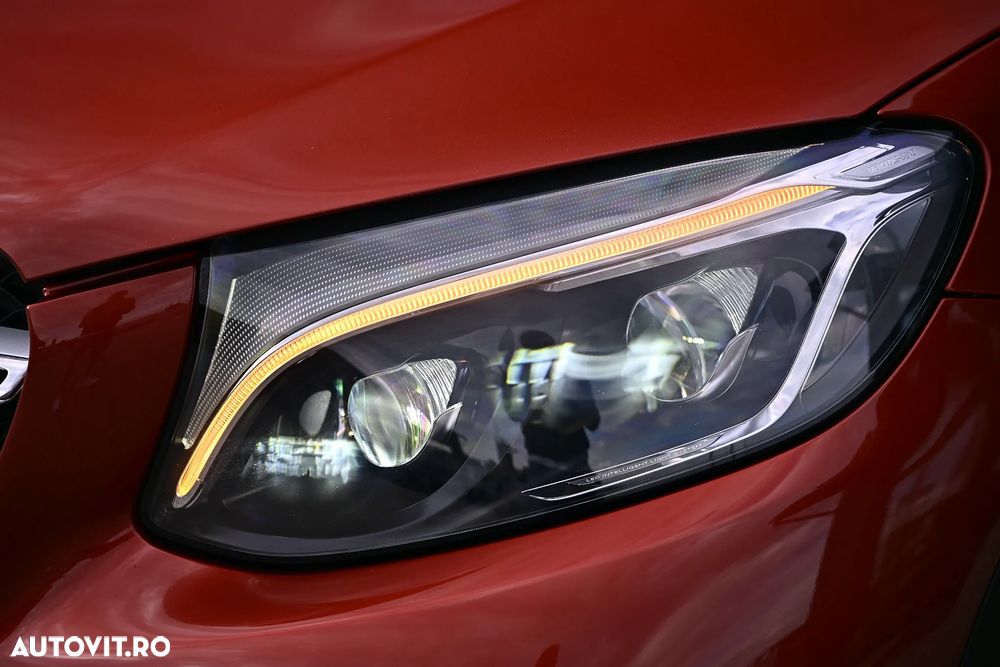 Mercedes-Benz GLC 250 d 4MATIC 9G-TRONIC AMG Line - 29