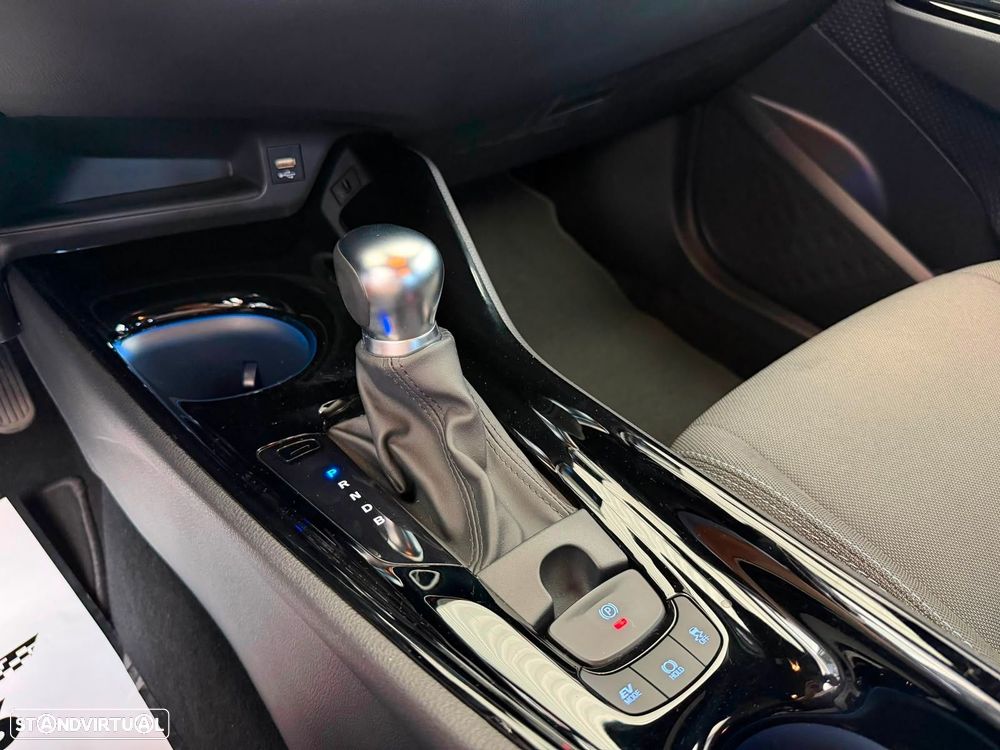 Toyota C-HR 1.8 Hybrid Square Collection - 16